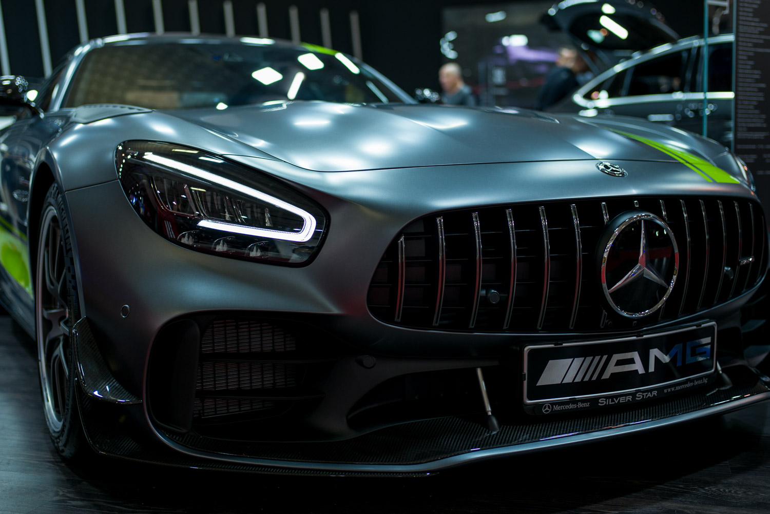 Mercedes GT R