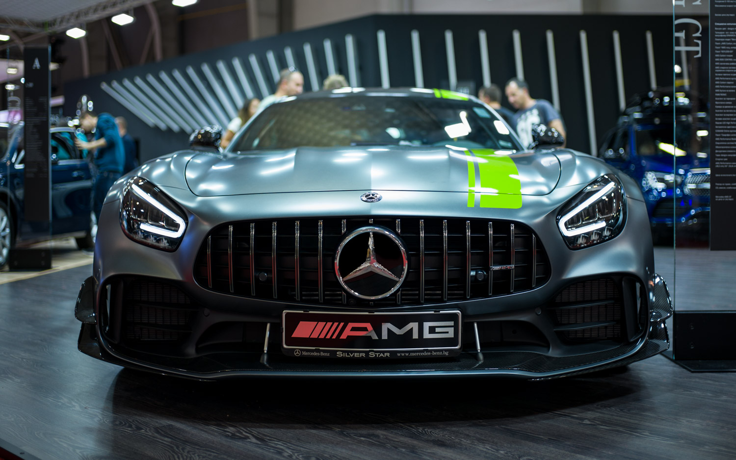 Mercedes GT R