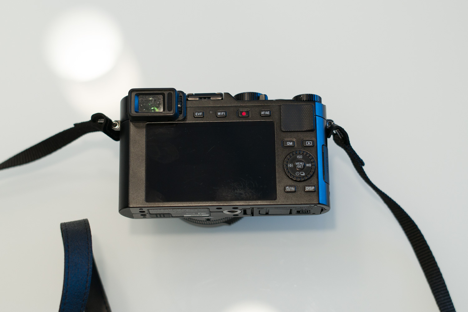 Leica D-Lux 109 back